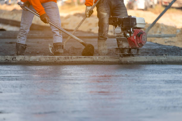 Best Residential Concrete Services  in Charter Oak, CA